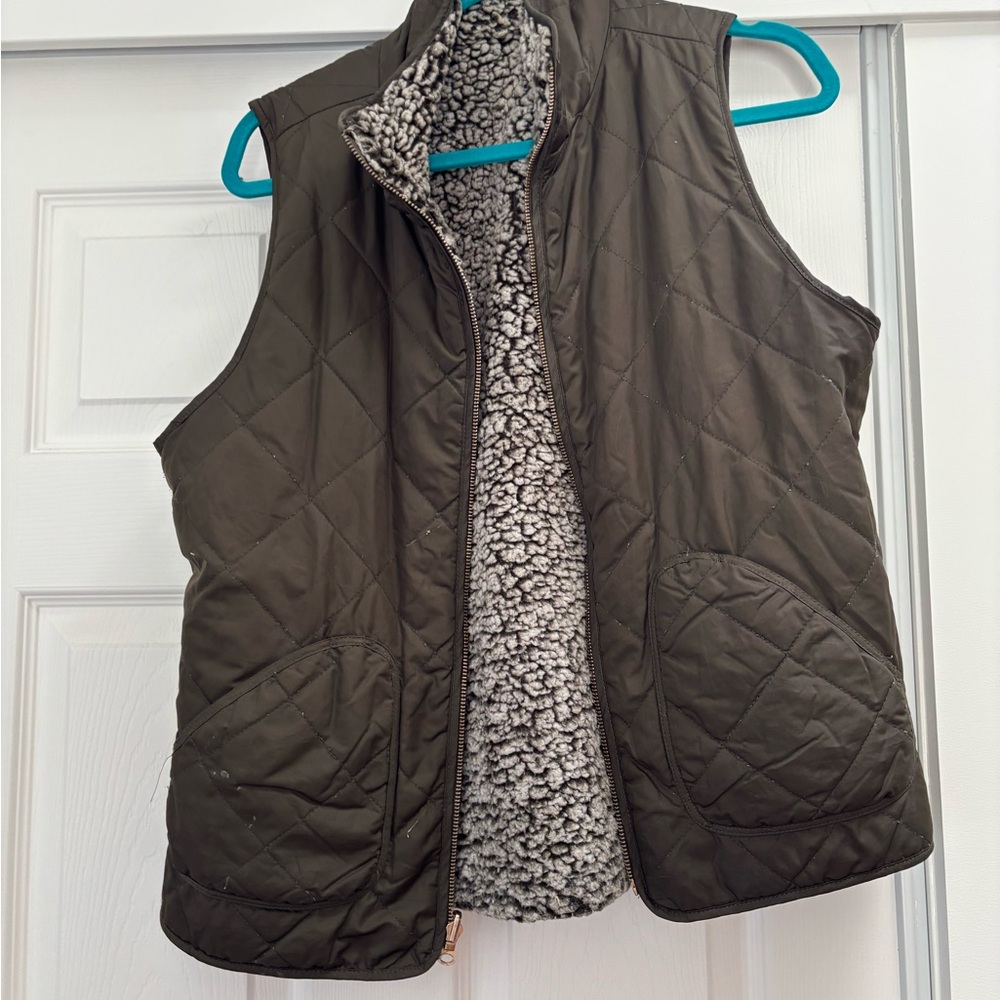 Women's Quilted Reversible Vest with Sherpa Lining